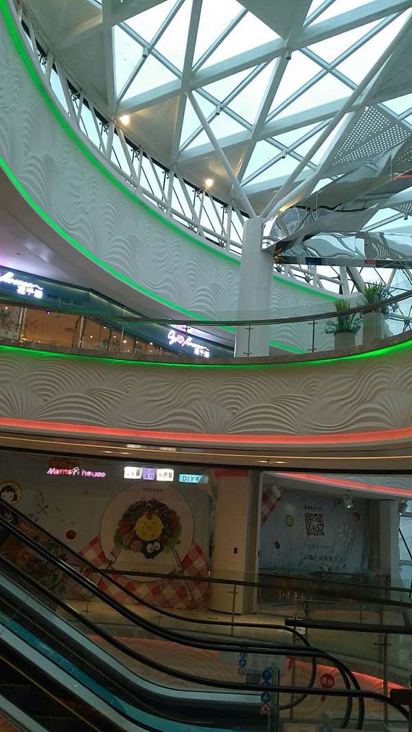 陽(yáng)江盈信廣場(chǎng)順利竣工